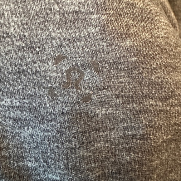 Lululemon Size XL SOLD!!! - Picture 6 of 7